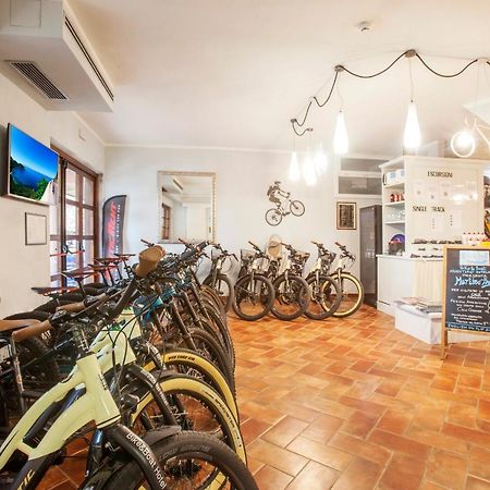 Bike&Boat Argentario Hotel Порто-Санто-Стефано Екстер'єр фото